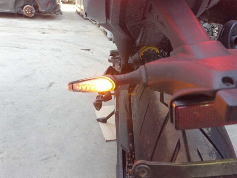 Recambio de piloto trasero izquierdo para ducati monster (900cc - ) monster referencia OEM IAM   