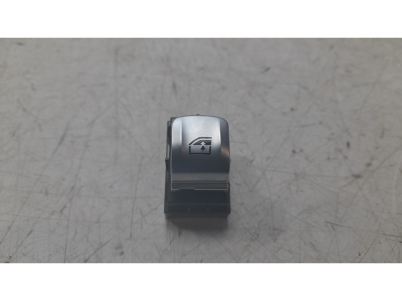 Recambio de mando elevalunas trasero derecho para bmw x4 (g02, f98) xdrive 30 i referencia OEM IAM 61319299457  