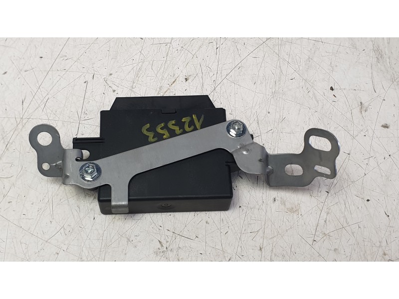 Recambio de centralita parking para toyota c-hr (_x1_) 1.8 hybrid (zyx10_, zyx11_) referencia OEM IAM 89340 308378 CAF180057HQ/2