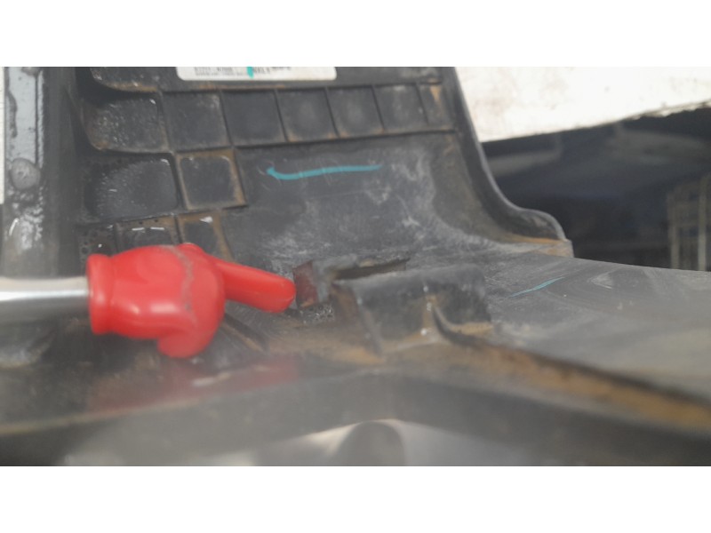 Recambio de aletin delantero izquierdo para hyundai tucson (nx) klass safe 2wd referencia OEM IAM 87711N7000  