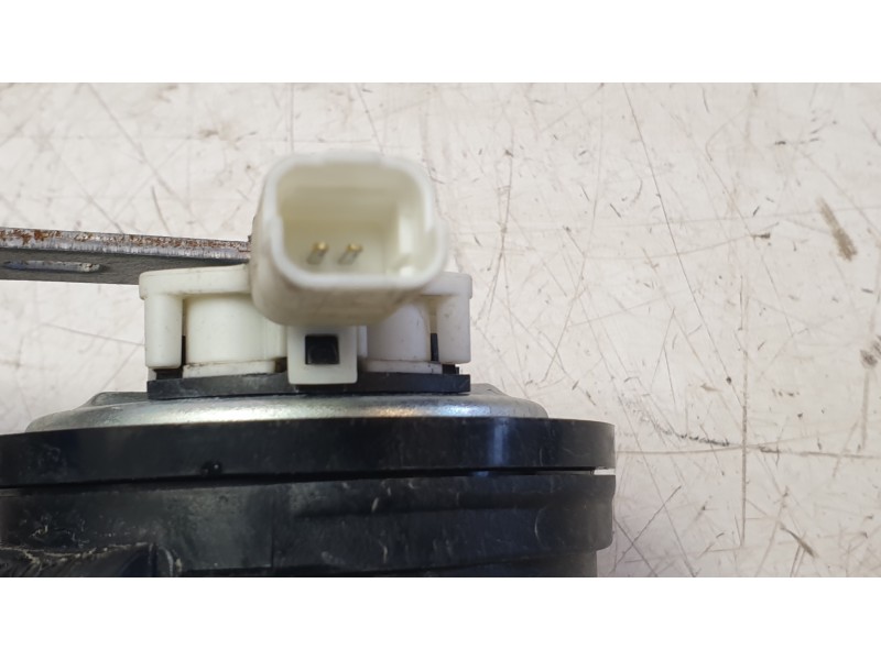 Recambio de claxon para renault captur ii (hf_) tce 90 (hfm6) referencia OEM IAM 256108596R 007043 