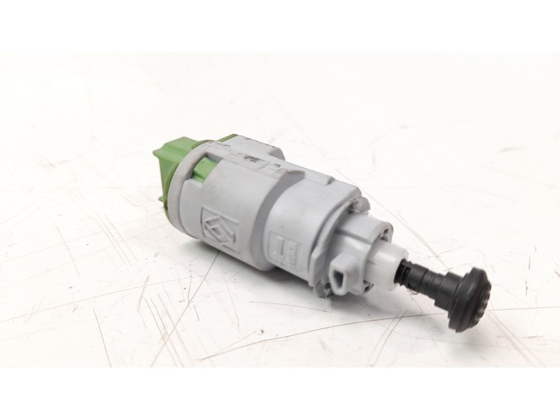 Recambio de interruptor para dacia sandero 0.9 tce cat referencia OEM IAM 8200276360  