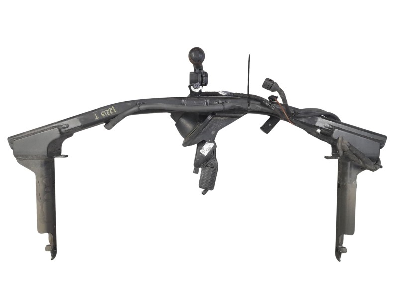 Recambio de enganche remolque para audi a4 b9 avant (8w5, 8wd) s4 tdi mild hybrid quattro referencia OEM IAM   