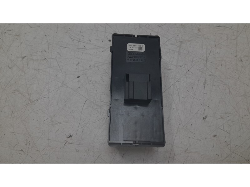 Recambio de mando elevalunas delantero izquierdo para audi a3 (8v1, 8vk) 1.6 tdi referencia OEM IAM 8V0959851L  