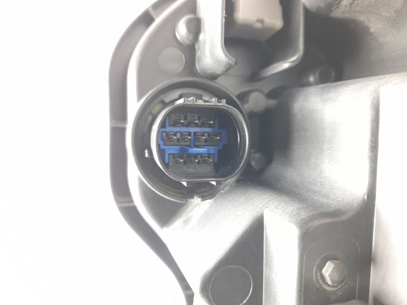 Recambio de faro izquierdo para hyundai tucson (nx) klass safe 2wd referencia OEM IAM 92101N7100  