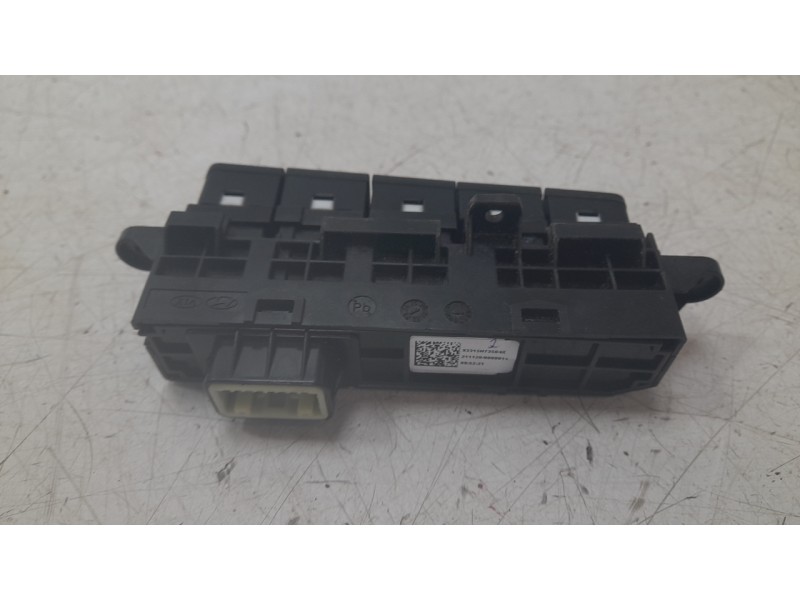 Recambio de interruptor para hyundai tucson (nx) klass safe 2wd referencia OEM IAM 93315N73504X  