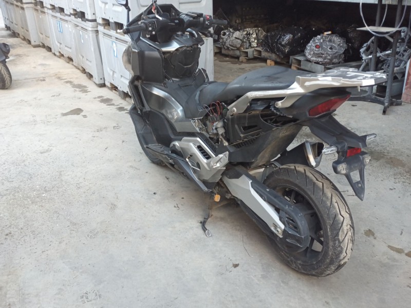 honda forza del año 2023