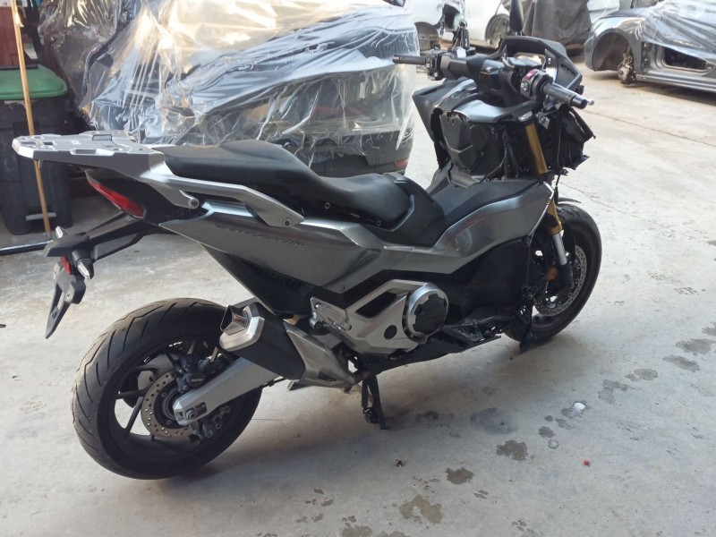 honda forza del año 2023