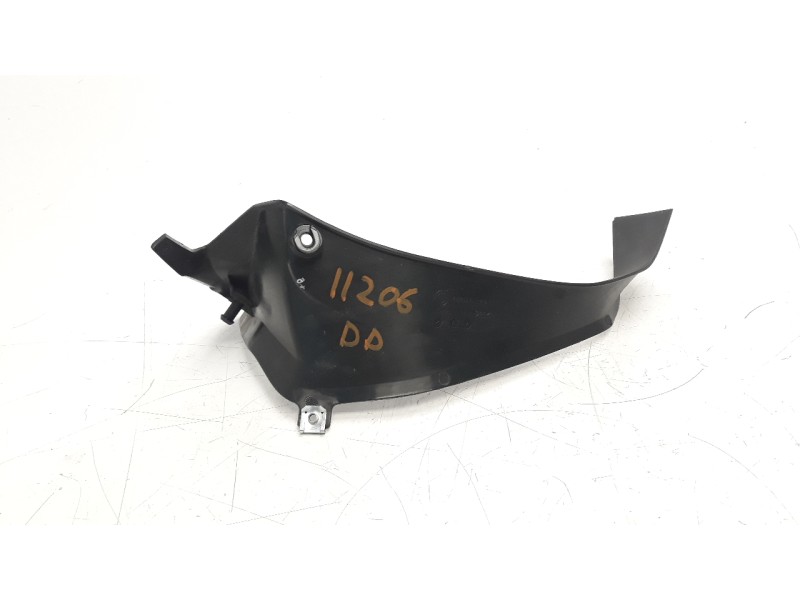 Recambio de moldura para bmw f 800 gt referencia OEM IAM 46638528614  