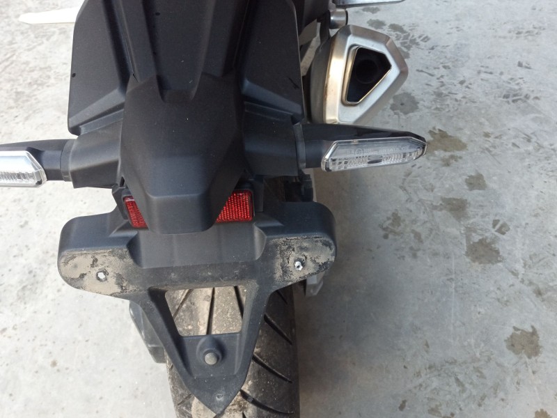 Recambio de piloto trasero derecho para honda forza forza 750 (rh11) referencia OEM IAM   