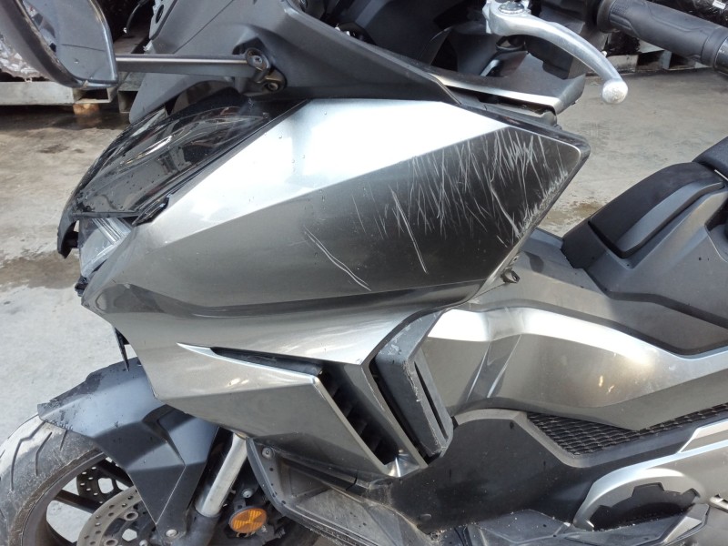 Recambio de carenado delantero izquierdo para honda forza forza 750 (rh11) referencia OEM IAM   