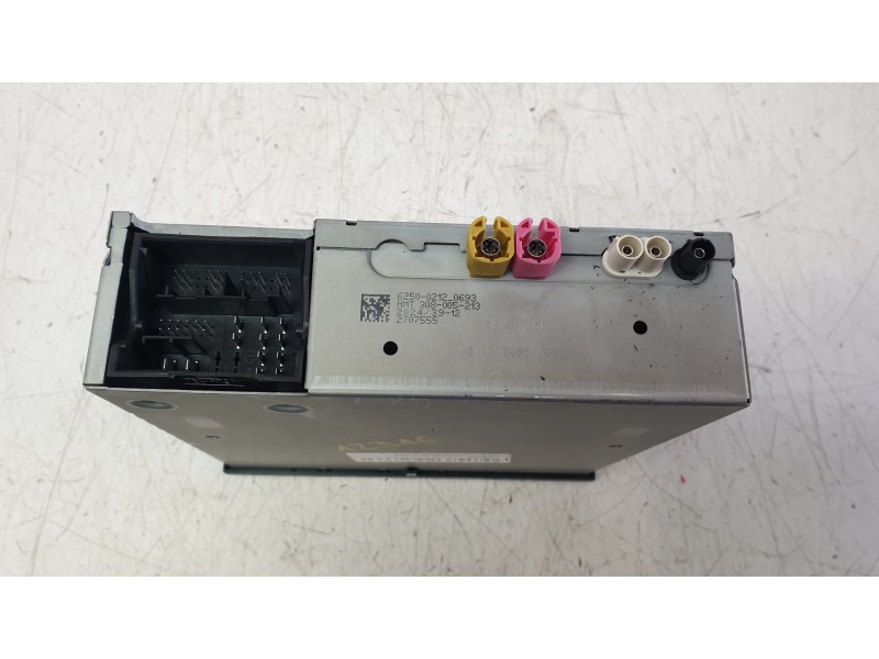 Recambio de sistema navegacion gps para volkswagen taigo taigo referencia OEM IAM 3G8035816B  