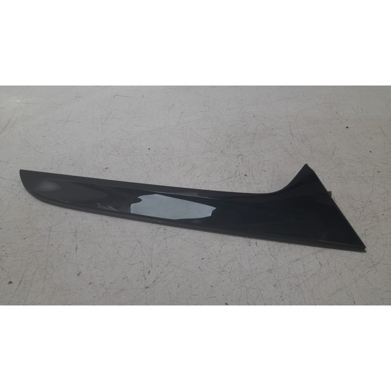 Recambio de moldura para audi a4 b9 avant (8w5, 8wd) s4 tdi mild hybrid quattro referencia OEM IAM 8W9854872  