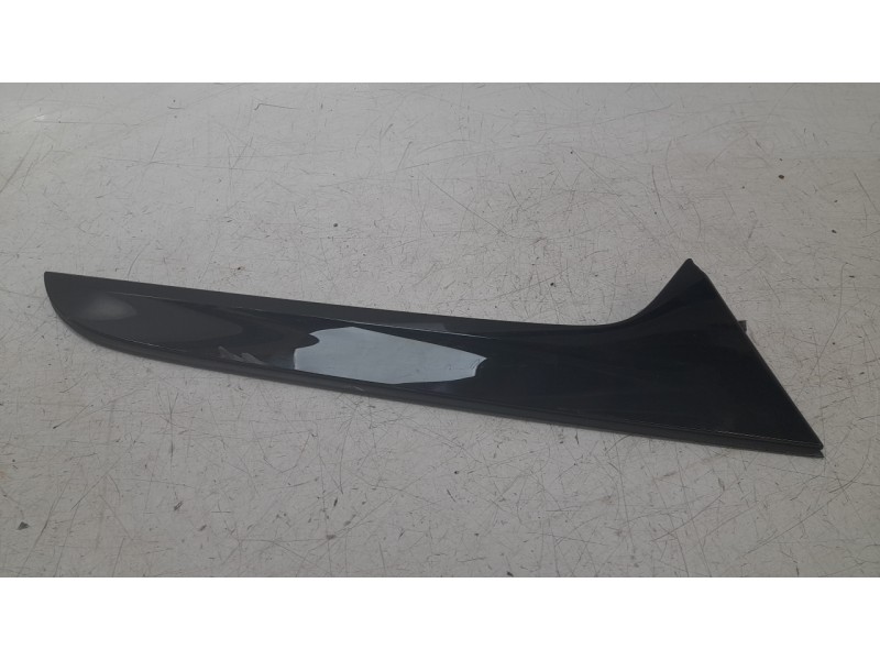 Recambio de moldura para audi a4 b9 avant (8w5, 8wd) s4 tdi mild hybrid quattro referencia OEM IAM 8W9854872  