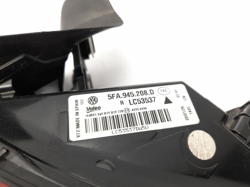 Recambio de piloto trasero derecho para cupra leon sportstourer (kl8, ku8, kud) 1.5 tsi referencia OEM IAM 5FA945208D  