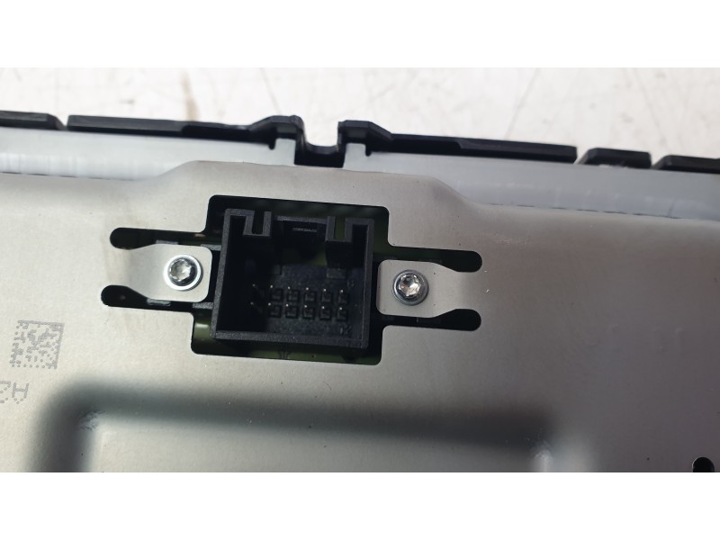 Recambio de pantalla multifuncion para volkswagen taigo taigo referencia OEM IAM 2G7035869A  