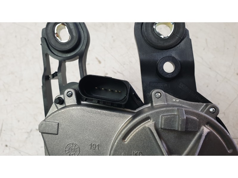 Recambio de motor limpia trasero para volkswagen taigo taigo referencia OEM IAM 5F3955711B  