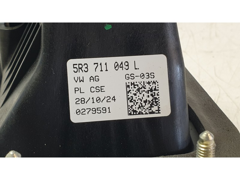 Recambio de palanca cambio para volkswagen taigo taigo referencia OEM IAM 5R3711049L  