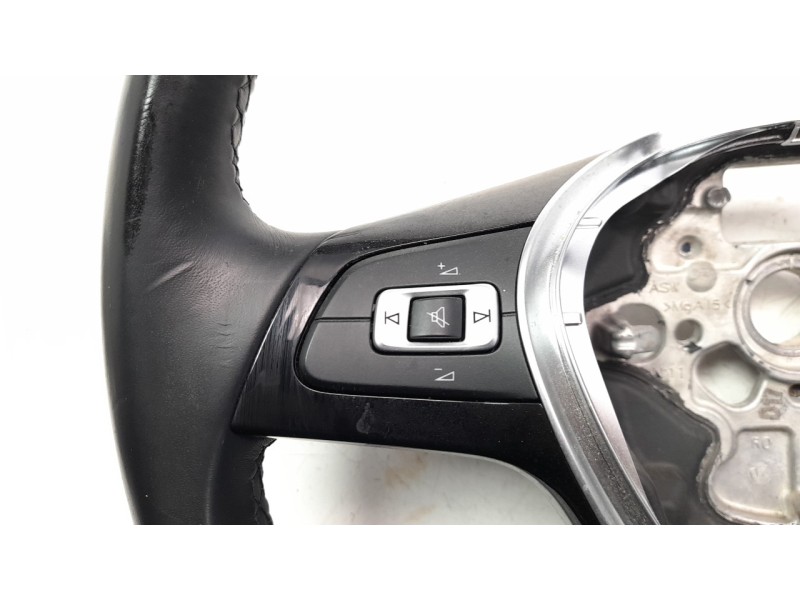 Recambio de volante para volkswagen polo 1.0 tsi referencia OEM IAM 2G0419091  