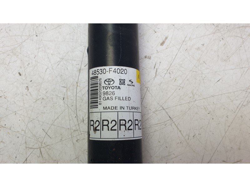 Recambio de amortiguador trasero izquierdo para toyota c-hr (_x1_) 1.8 hybrid (zyx10_, zyx11_) referencia OEM IAM 48530F4020  