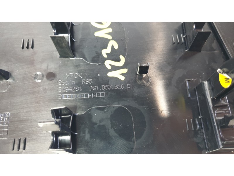 Recambio de moldura para volkswagen taigo taigo referencia OEM IAM 2G1857326E  