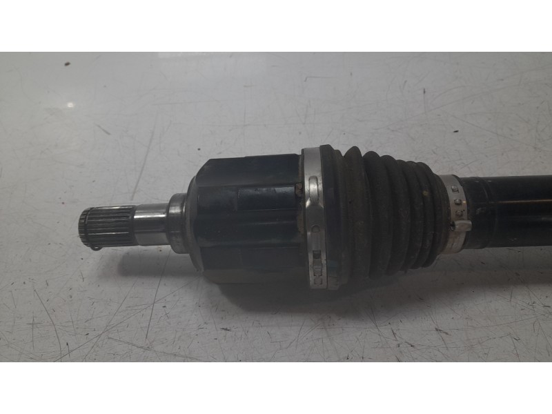 Recambio de transmision delantera derecha para hyundai tucson (nx) klass safe 2wd referencia OEM IAM 49501N7110  