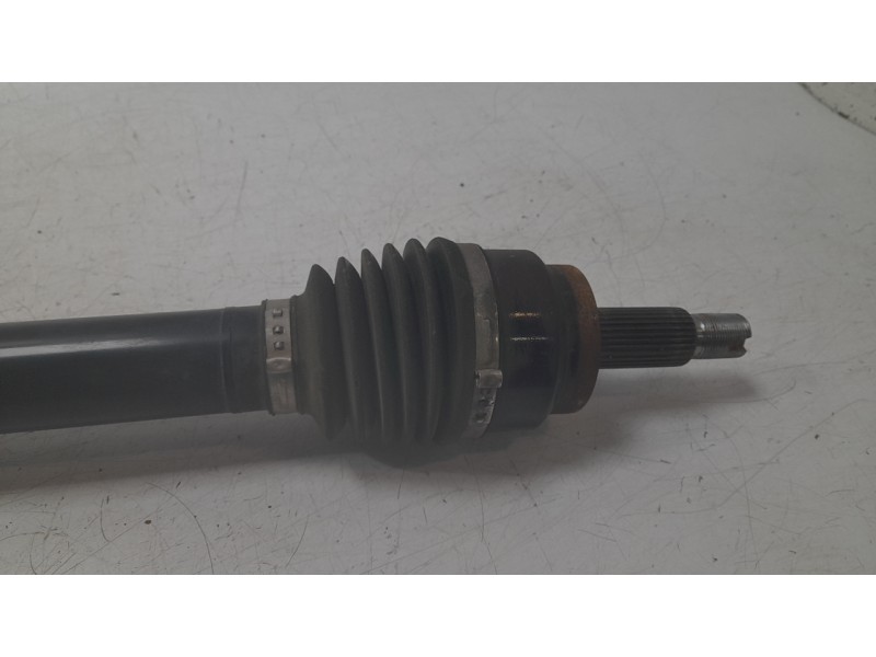 Recambio de transmision delantera derecha para hyundai tucson (nx) klass safe 2wd referencia OEM IAM 49501N7110  