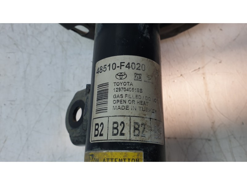 Recambio de amortiguador delantero derecho para toyota c-hr (_x1_) 1.8 hybrid (zyx10_, zyx11_) referencia OEM IAM 48510F4020  48