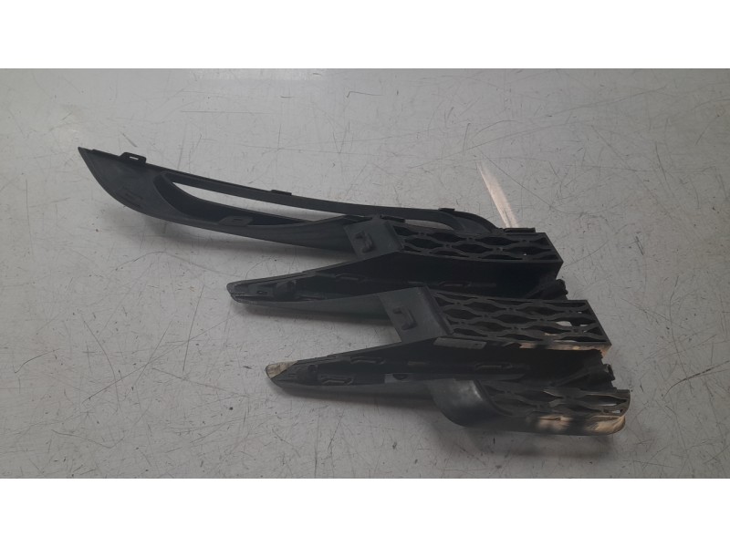 Recambio de moldura para land rover range rover velar (l560) 2.0 p300 si4 4x4 referencia OEM IAM J8A217E853  