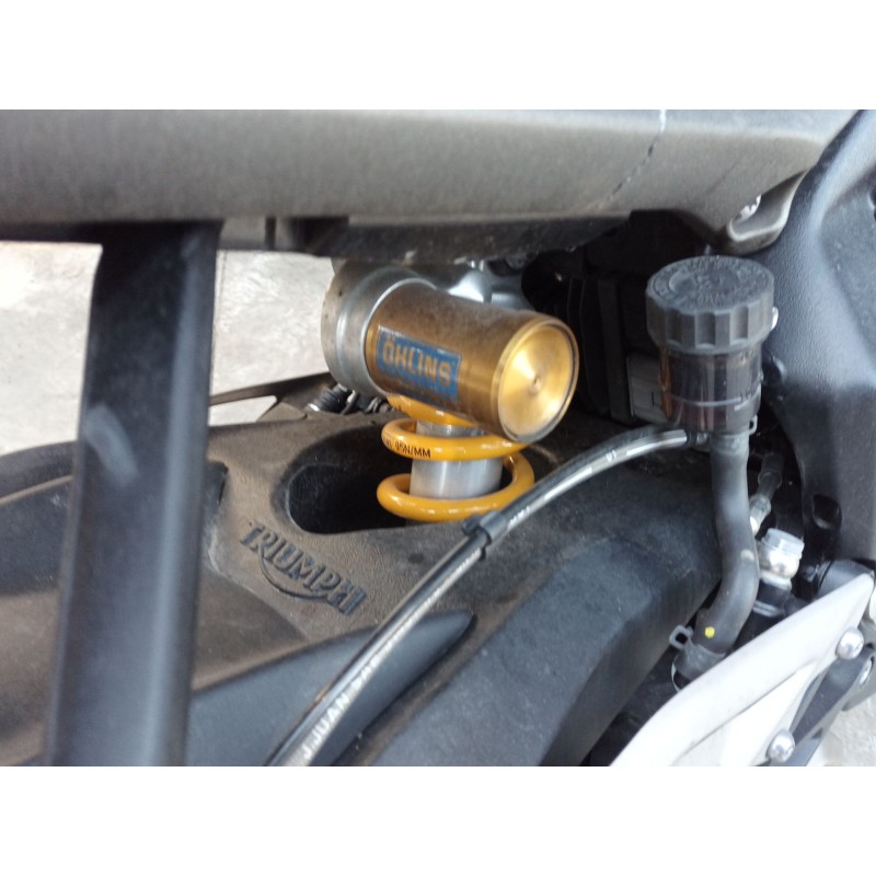 Recambio de amortiguador trasero para triumph street triple 765 rs street triple 765 rs referencia OEM IAM   