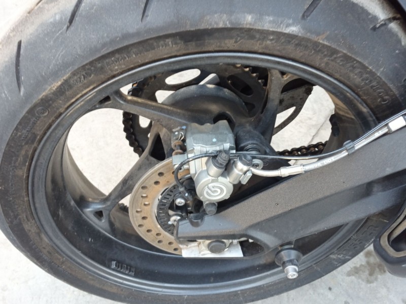 Recambio de pinza de freno trasera derecha para triumph street triple 765 rs street triple 765 rs referencia OEM IAM   