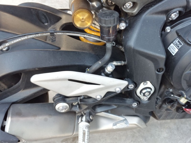 Recambio de bomba freno para triumph street triple 765 rs street triple 765 rs referencia OEM IAM   
