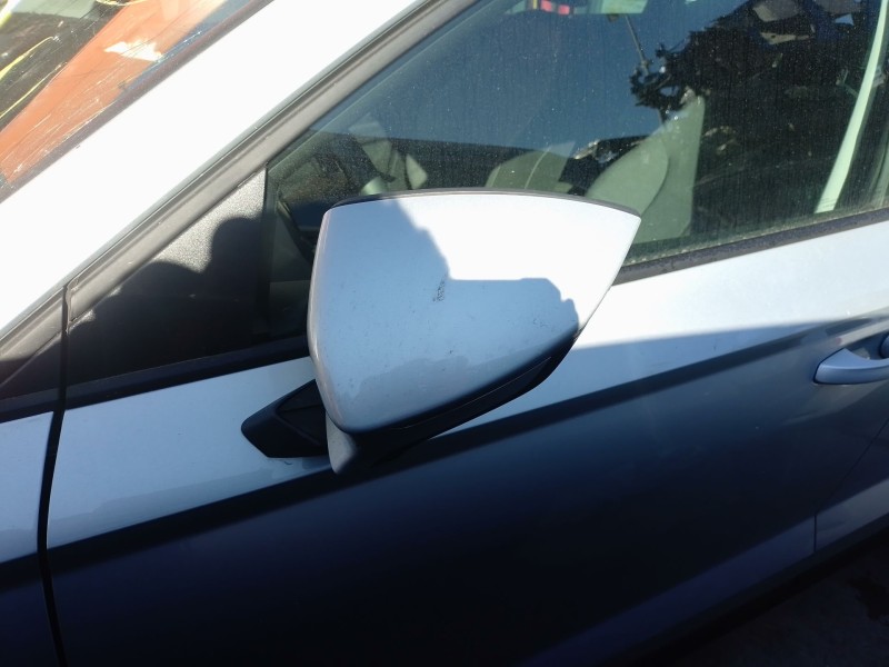 Recambio de retrovisor izquierdo para seat ateca (kh7, khp) 1.5 tsi referencia OEM IAM   