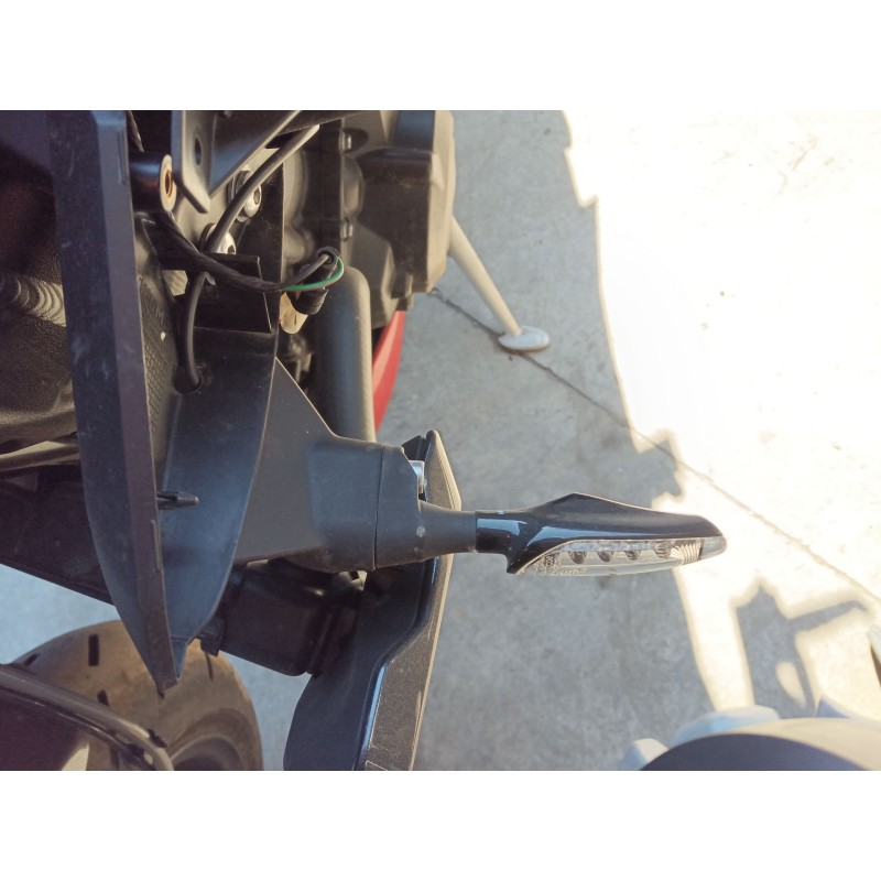 Recambio de piloto delantero izquierdo para triumph street triple 765 rs street triple 765 rs referencia OEM IAM   