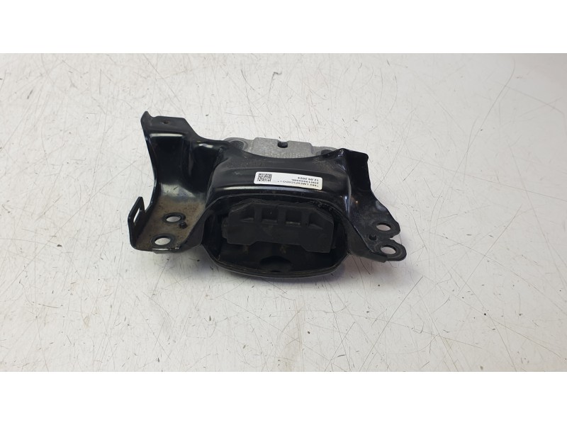 Recambio de soporte motor para volkswagen taigo taigo referencia OEM IAM 2Q0199555BL  