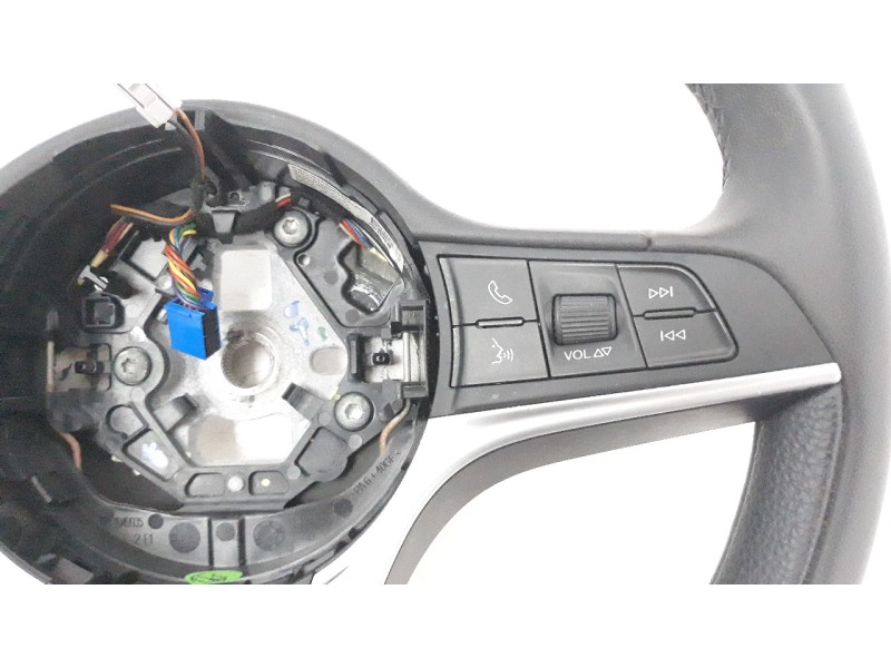Recambio de volante para alfa romeo giulia (952) 2.2 jtdm cat referencia OEM IAM 6000628867  