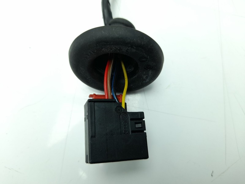 Recambio de retrovisor derecho para audi a3 (8v1, 8vk) 1.6 tdi referencia OEM IAM 8V1857410T  