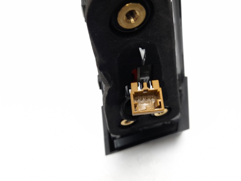 Recambio de piloto trasero derecho interior para skoda enyaq iv suv (5az) 80x 4x4 referencia OEM IAM 5LG945308C  