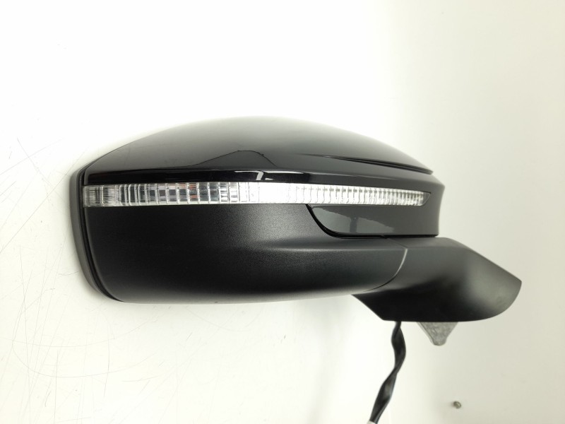 Recambio de retrovisor derecho para skoda enyaq iv suv (5az) 80x 4x4 referencia OEM IAM 5LB857508N9B9  