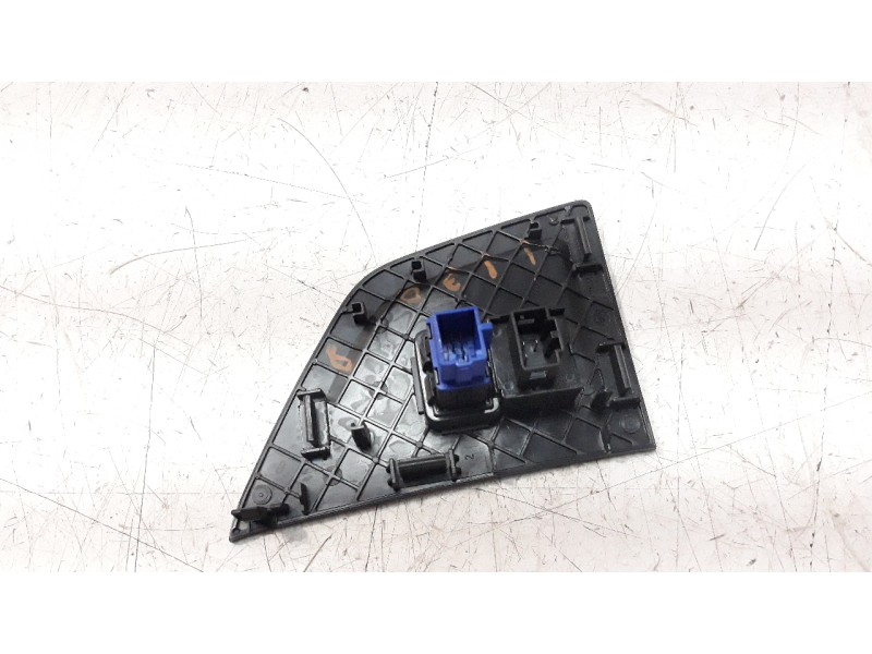 Recambio de warning para volkswagen polo 1.0 tsi referencia OEM IAM 2G0953509KQ  