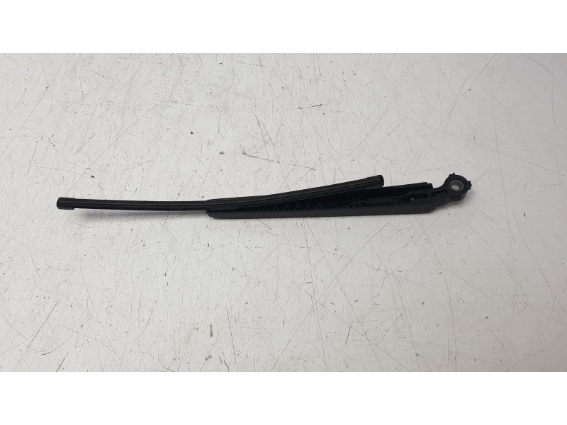Recambio de brazo limpia trasero para volkswagen taigo taigo referencia OEM IAM 2G7955704A  