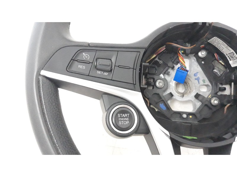 Recambio de volante para alfa romeo giulia (952) 2.2 jtdm cat referencia OEM IAM 6000628867  