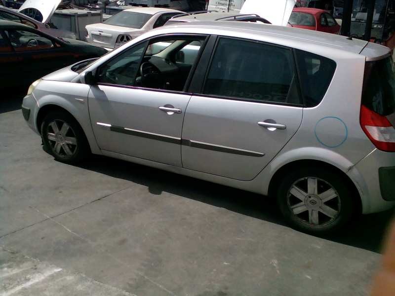 renault scenic ii del año 2005