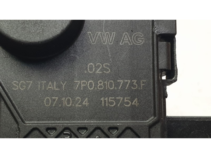 Recambio de tapa exterior combustible para volkswagen taigo taigo referencia OEM IAM 7P0810773F  EZCVW264