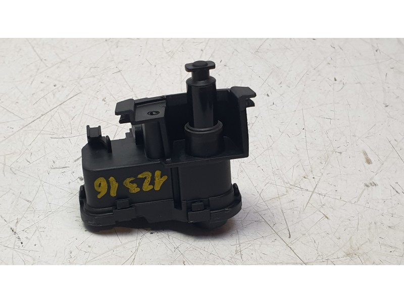 Recambio de tapa exterior combustible para volkswagen taigo taigo referencia OEM IAM 7P0810773F  EZCVW264