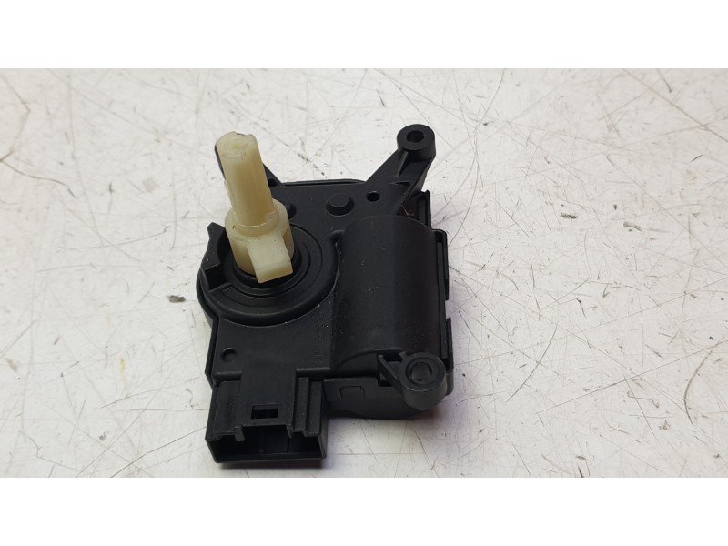 Recambio de motor calefaccion para volkswagen taigo taigo referencia OEM IAM 2Q0907511F  CNGVW008/370015