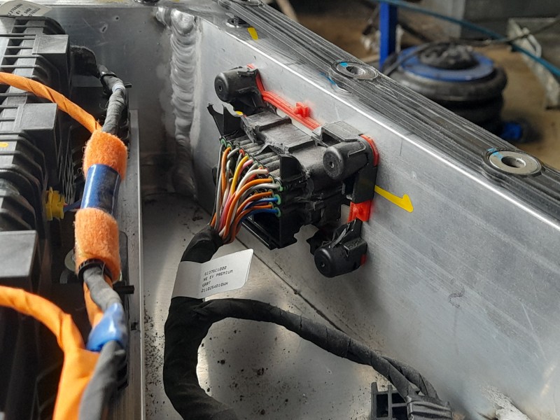 Recambio de bateria para hyundai ioniq 5 (ne) ev referencia OEM IAM 37501G1000  