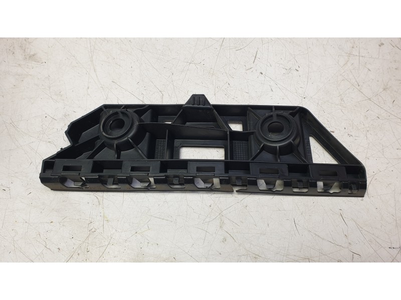 Recambio de soporte paragolpes trasero derecho para volkswagen taigo taigo referencia OEM IAM 2G7807394  