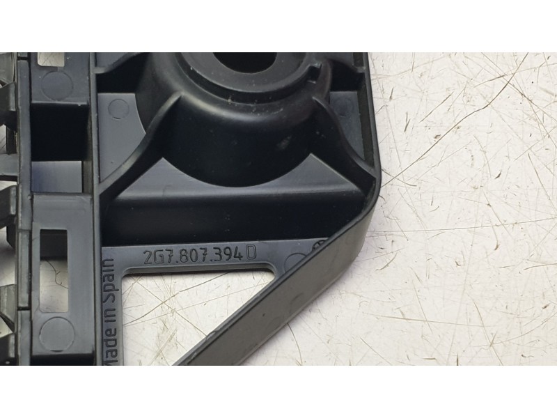Recambio de soporte paragolpes trasero derecho para volkswagen taigo taigo referencia OEM IAM 2G7807394  