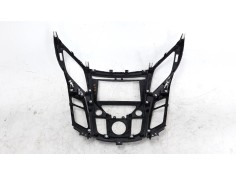 Recambio de moldura para hyundai i40 1.7 crdi cat referencia OEM IAM U09C673810   2